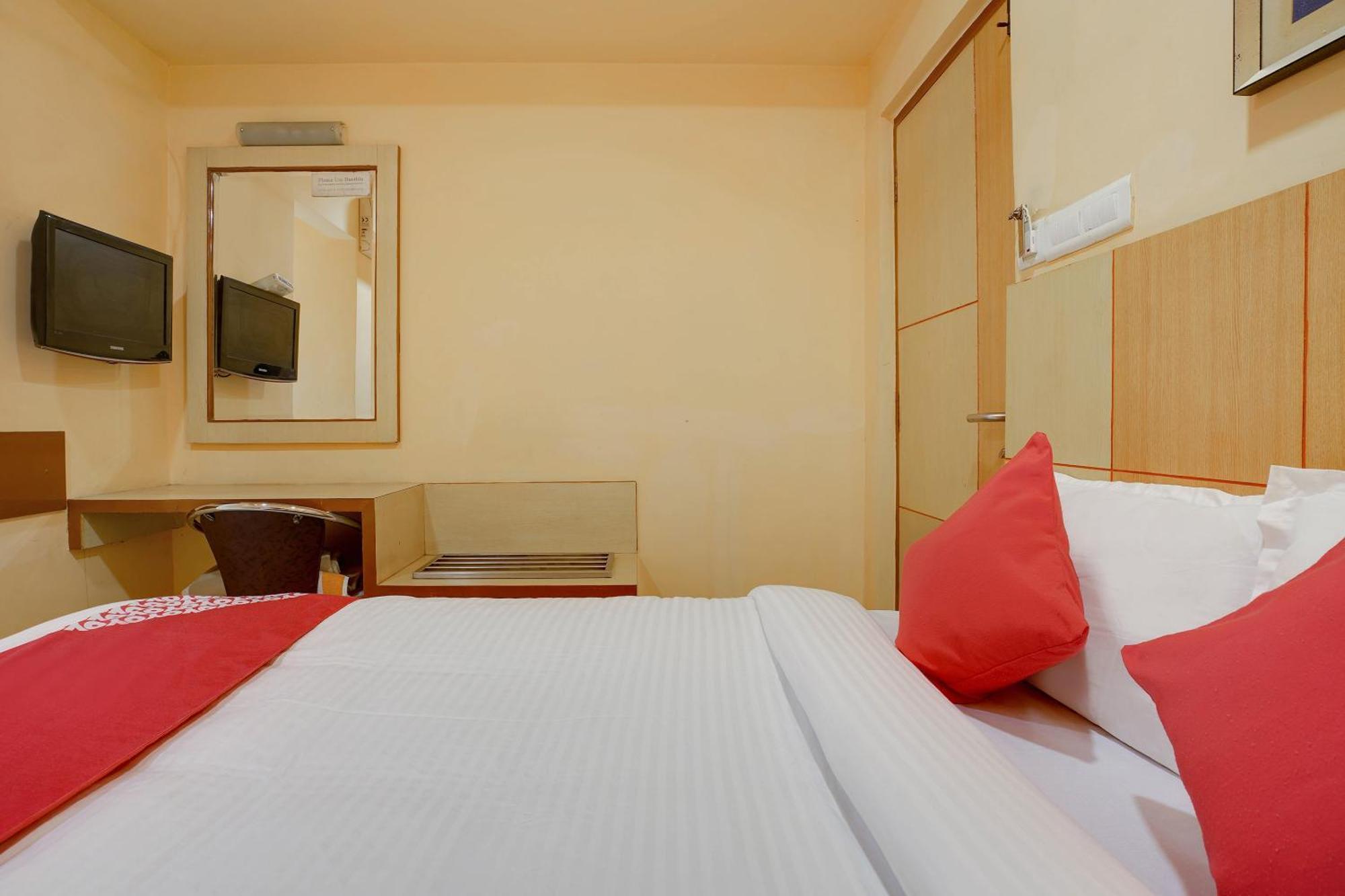 Hotel O Shanta Residency Lodge Sururnagar Экстерьер фото